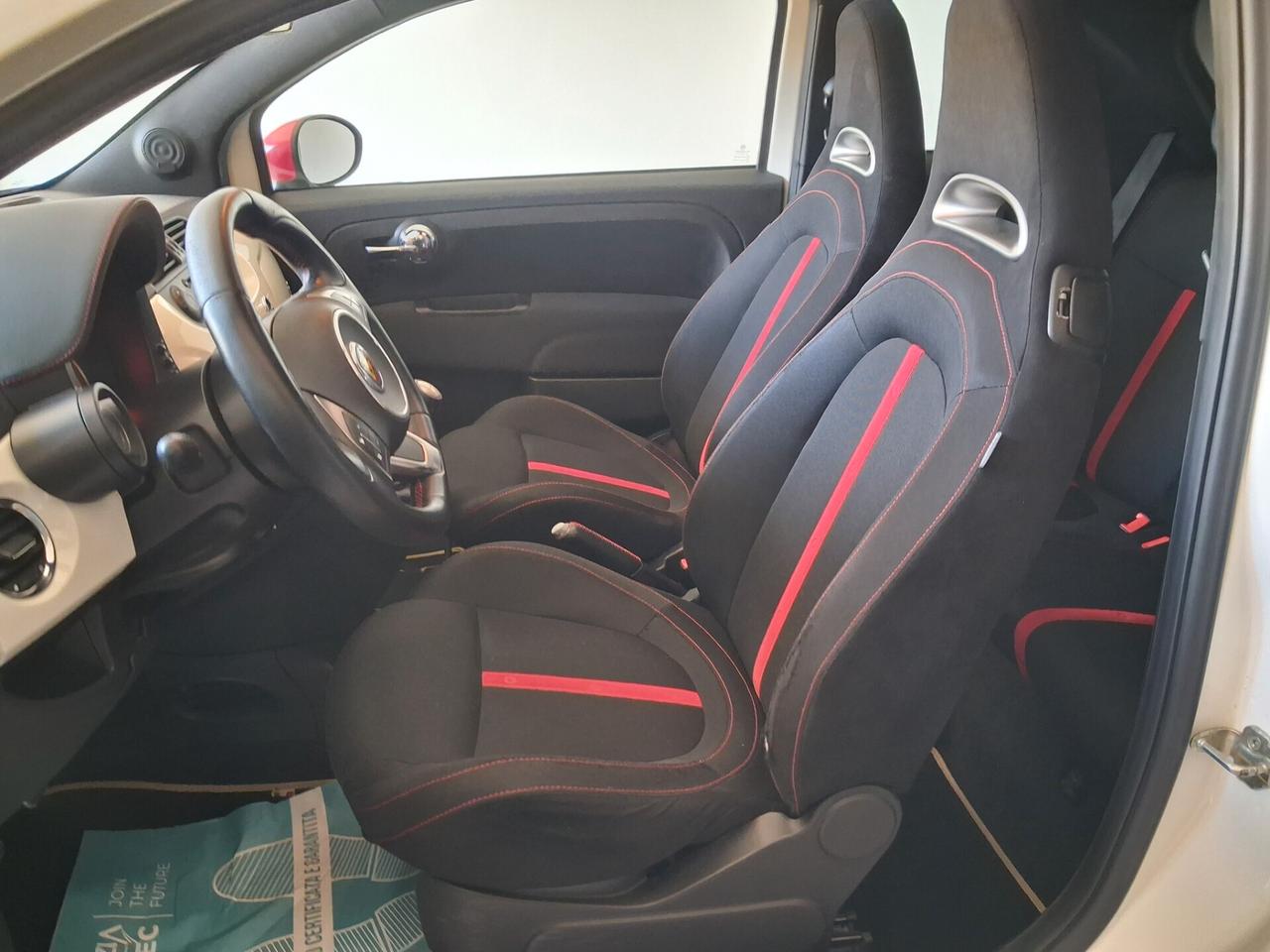 Abarth 500 1.4 Turbo T-Jet si accettano permute tetto panoramico apribile