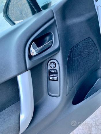 CITROEN C3 1.1 Exclusive neopatentati TETTO PANO