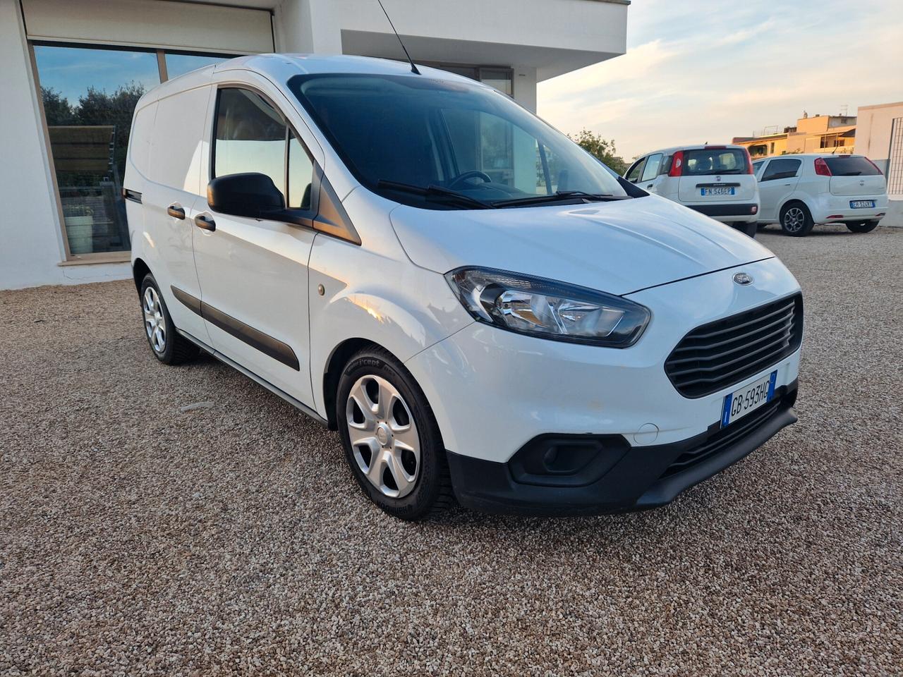 Ford Courier 1.5 dCi 95cv