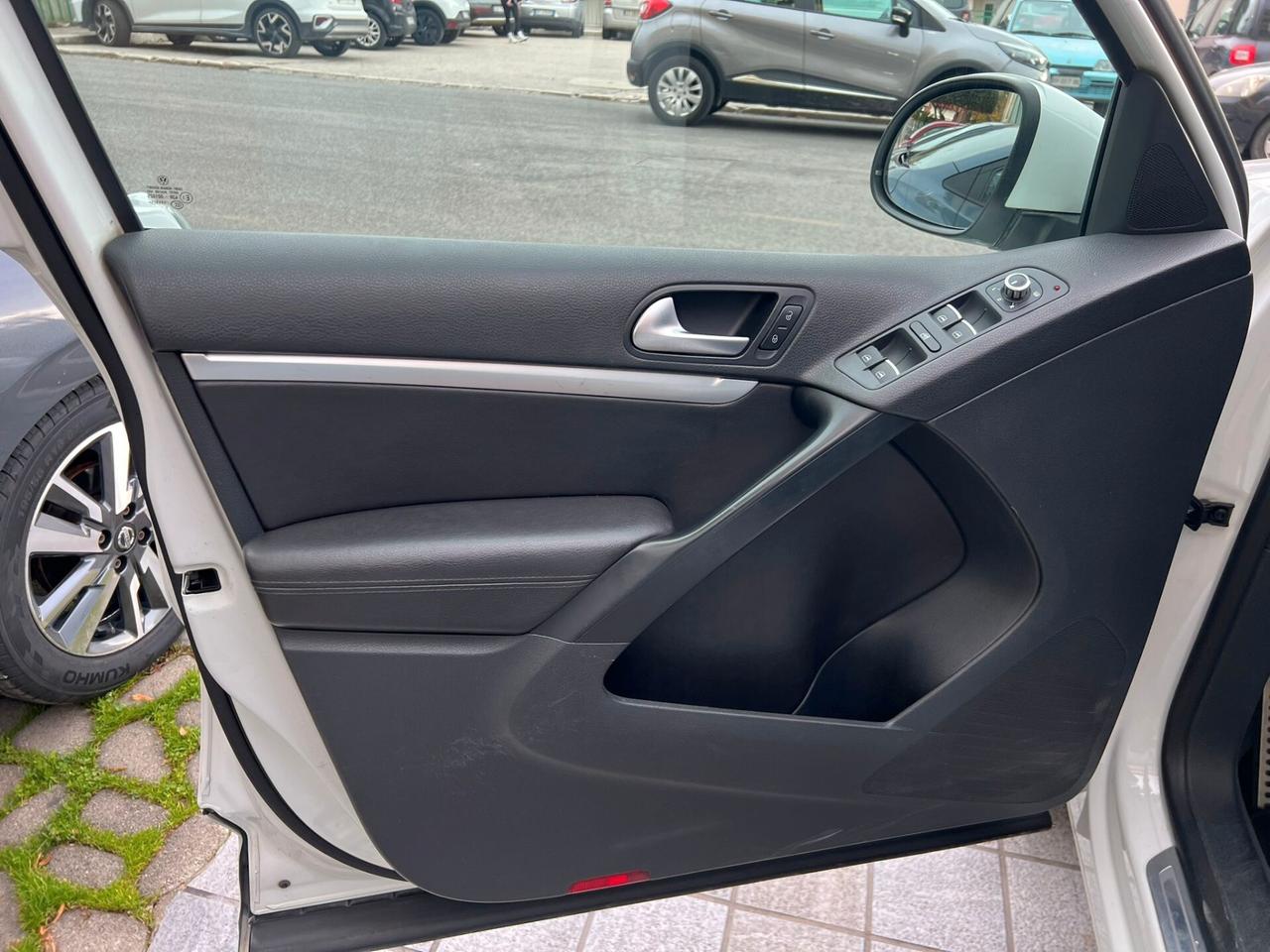 Volkswagen Tiguan 2.0 TDI 110 CV R - Line BlueMotion Technology