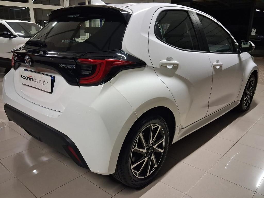 TOYOTA Yaris 4ª serie - Yaris 1.5 Hybrid 5 porte Trend
