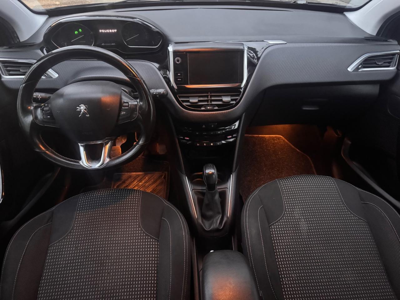 Peugeot 208 BlueHDi 75 5 porte Allure garanzia 12 mesi