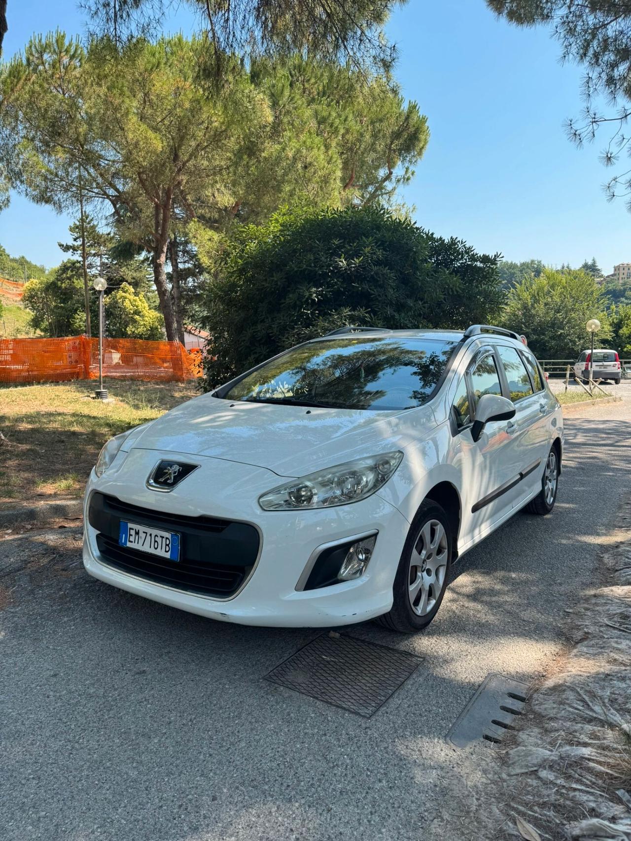 Peugeot 308 1.6 8V HDi 93CV SW Business