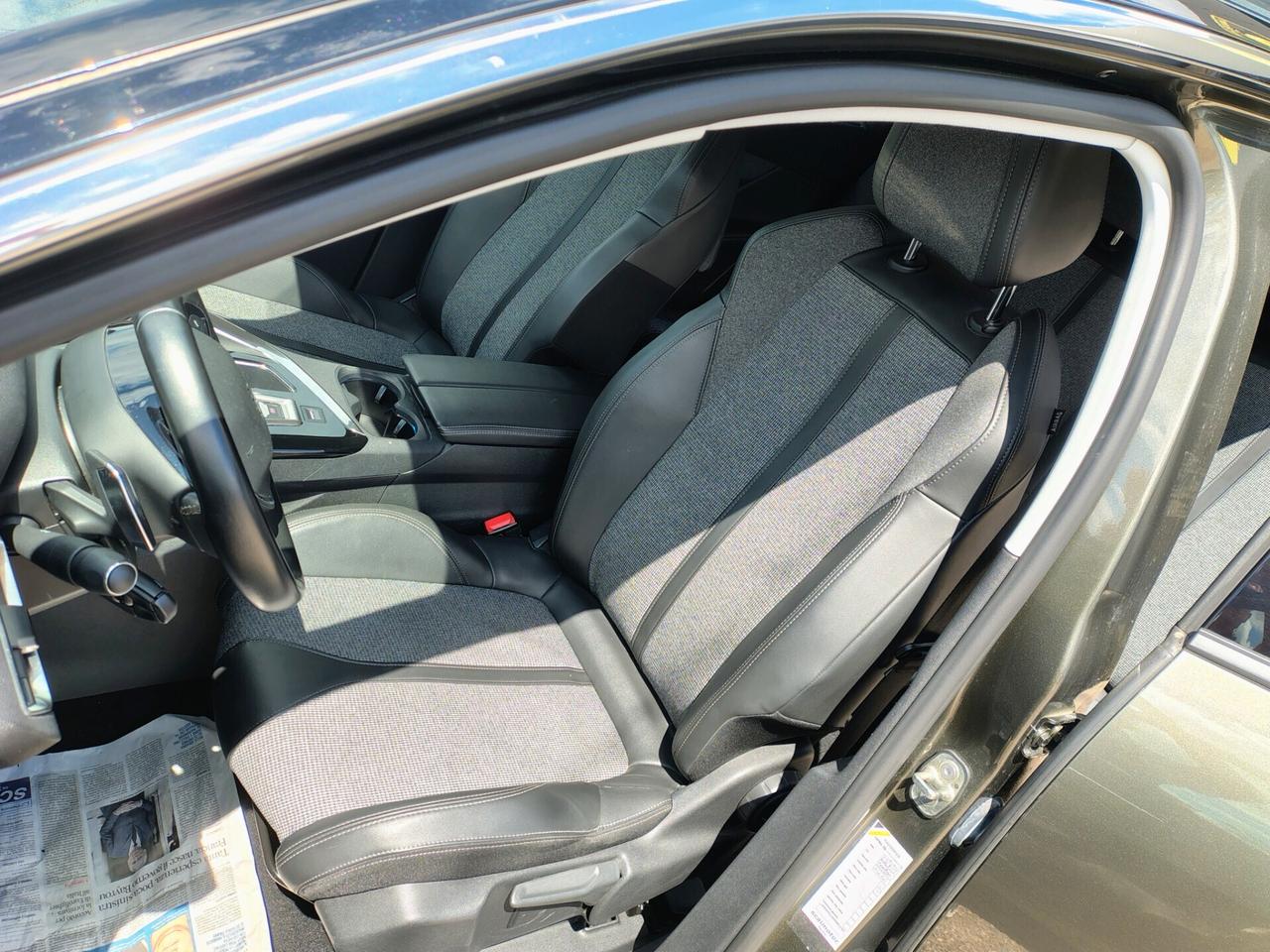 Peugeot 5008 BlueHDi 130 S&S EAT8 Allure
