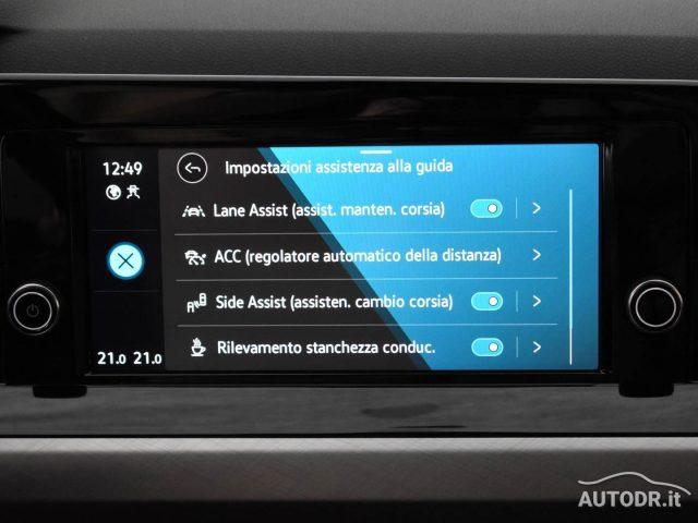 VOLKSWAGEN Golf 1.5 TGI 130cv DSG Life VIRTUAL CARPLAY TRIZONA