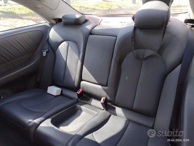 MERCEDES-BENZ CLK 270 CDI Avantgarde Autom. full