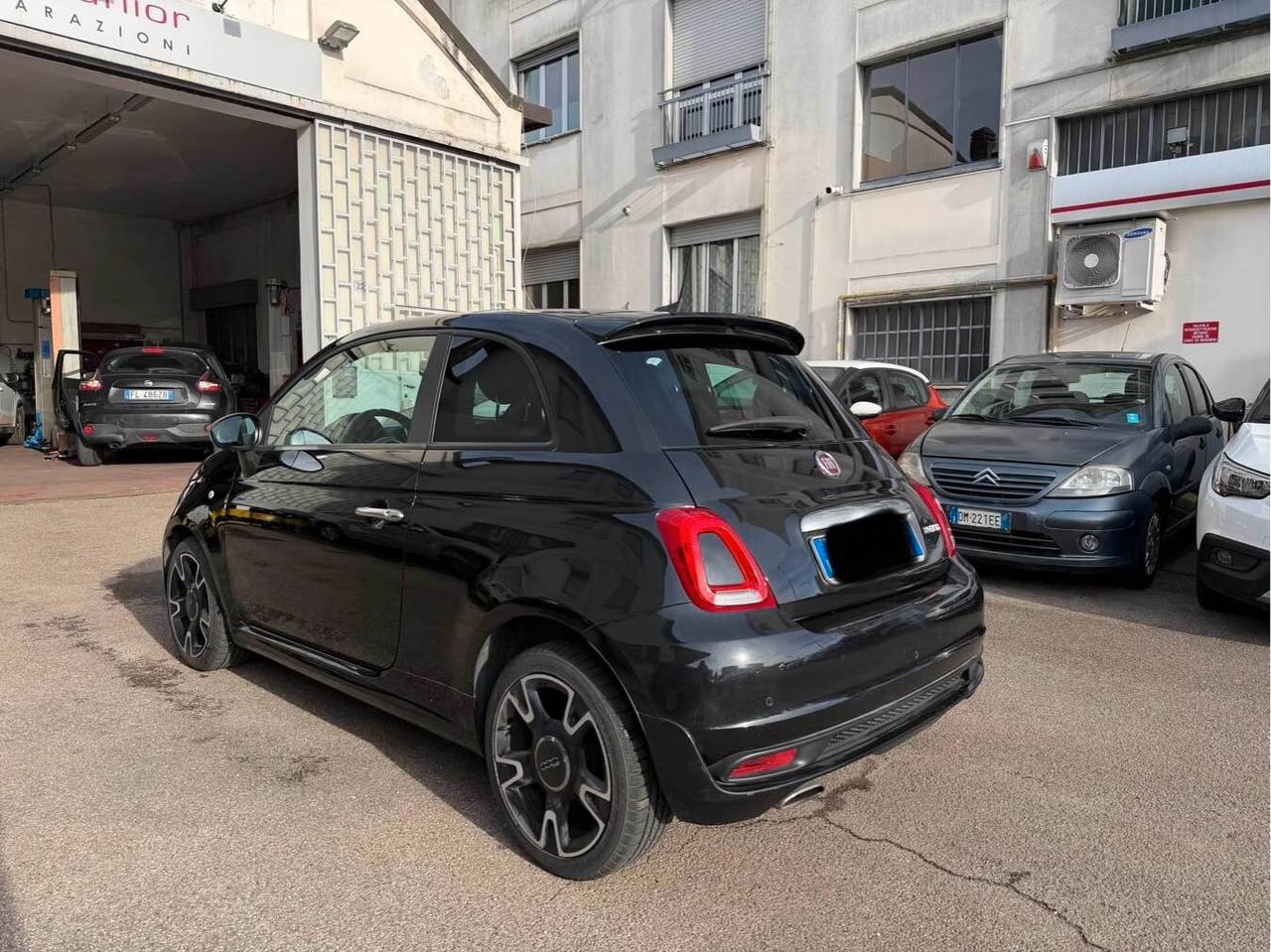 Fiat 500 1.0 Hybrid Rockstar NEOPATENTATI