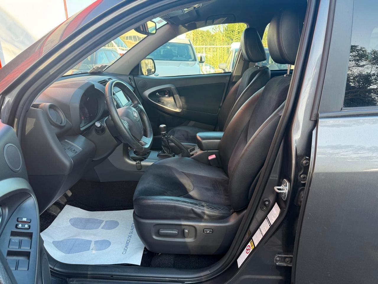 Toyota RAV 4 RAV4 Crossover 2.2 D-4D 150 CV DPF Exclusive