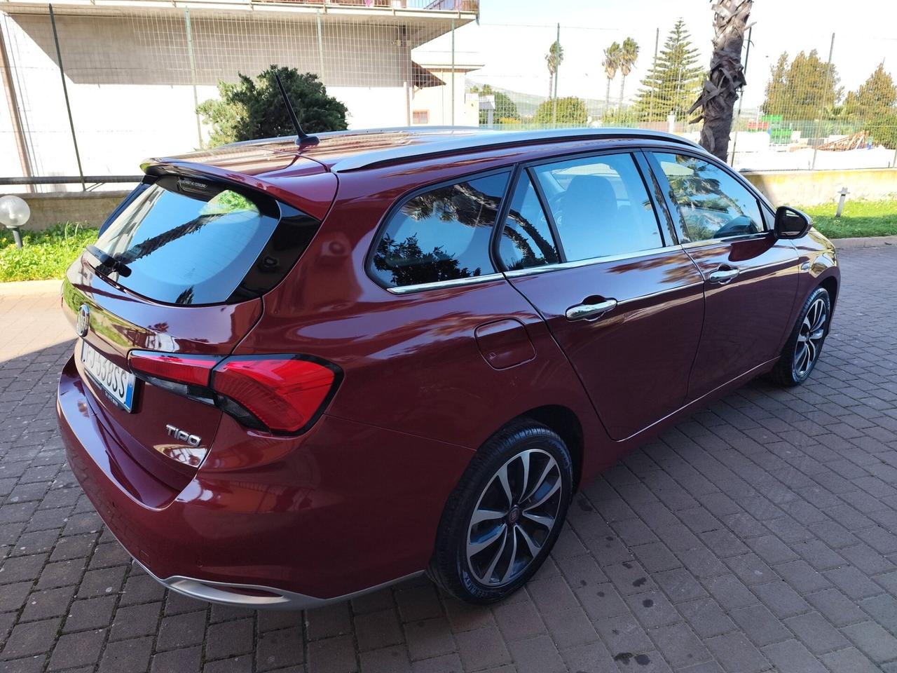 Fiat Tipo 1.6 Mjt S&S SW Lounge