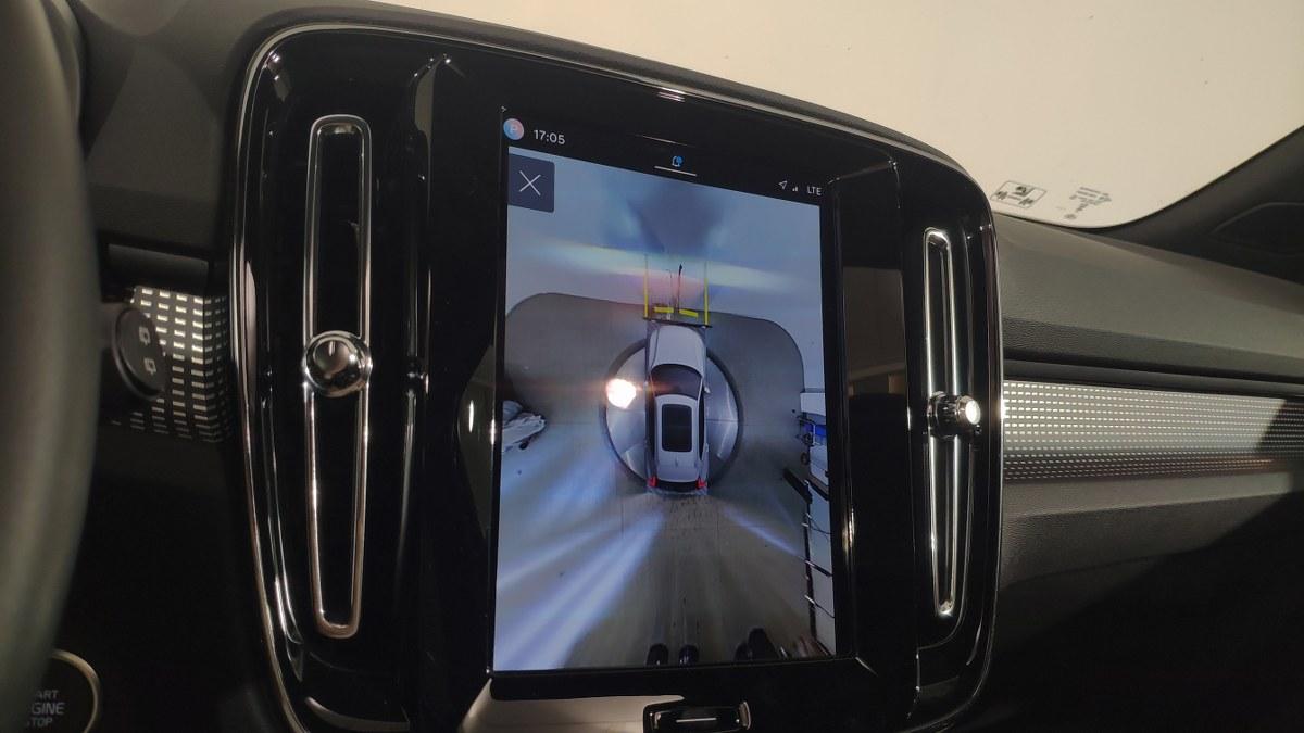 VOLVO Xc40 B3 Mild Hybrid Automatico Ultra Dark