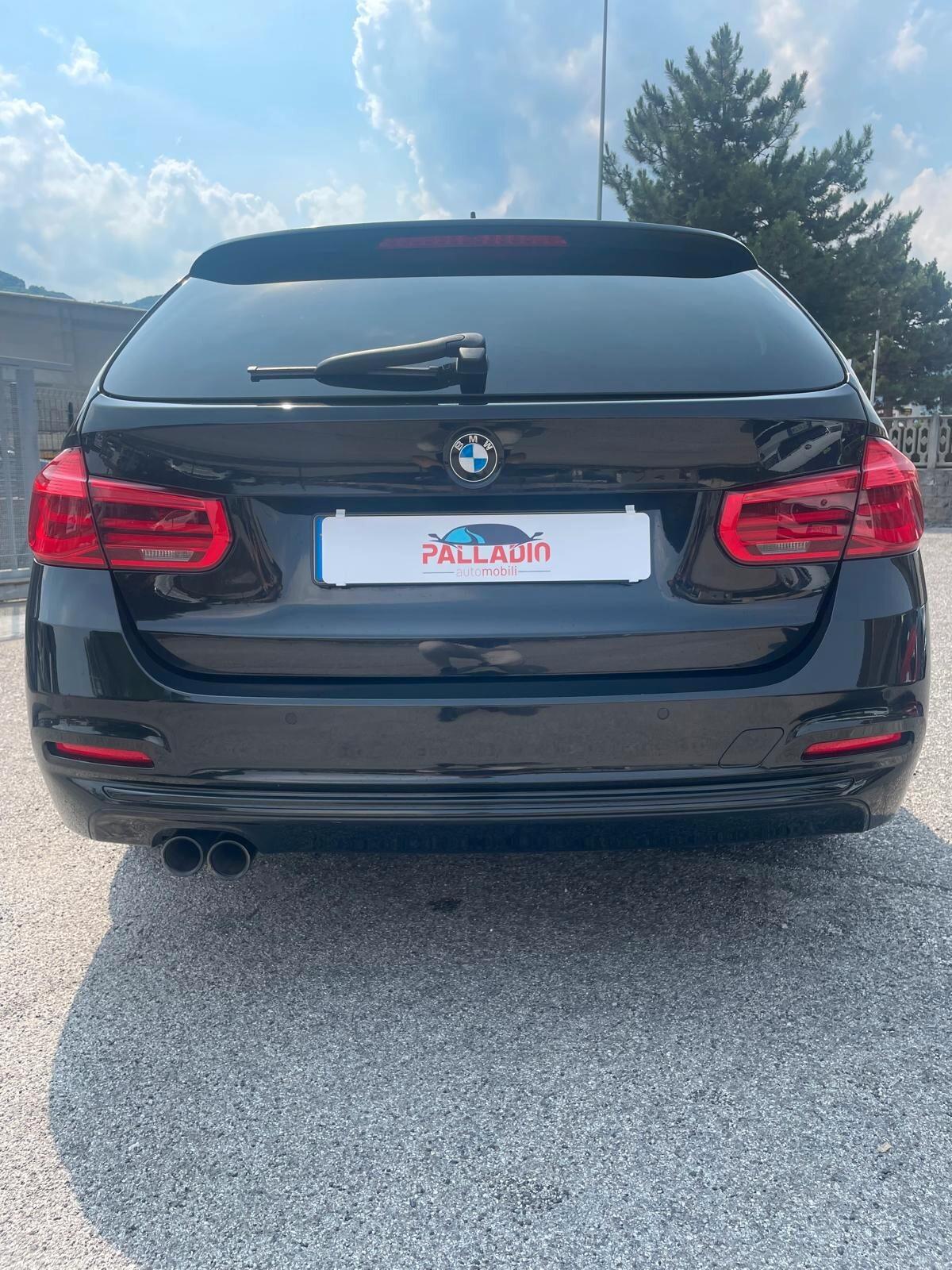 BMW 320d xDrive Sport Automatico trazione integrale