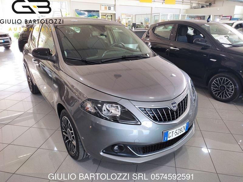 Lancia Ypsilon 1.0 FireFly 5 porte S&S Hybrid Platino