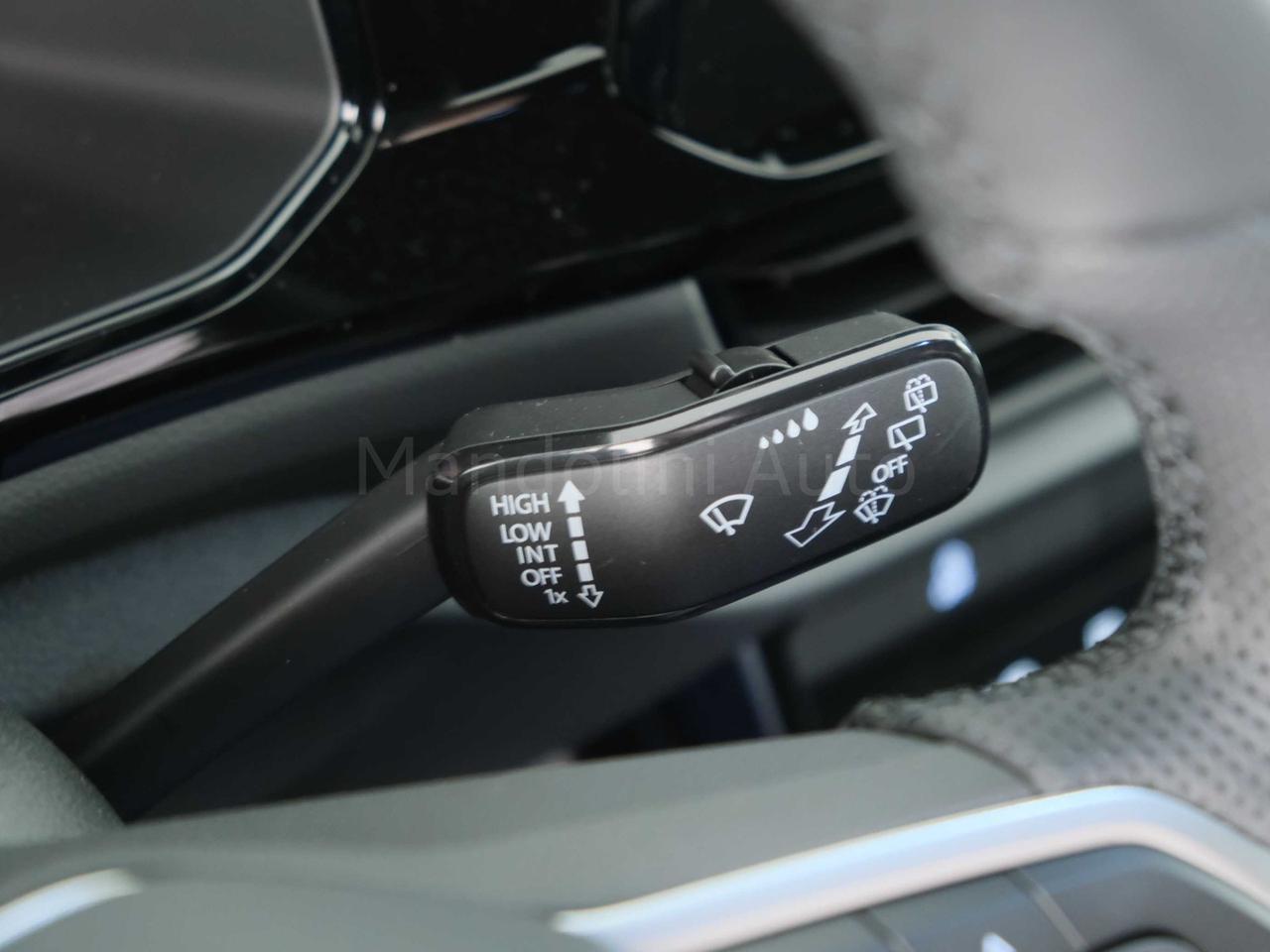 Volkswagen T-Roc 2.0 tdi scr 115cv r-line plus