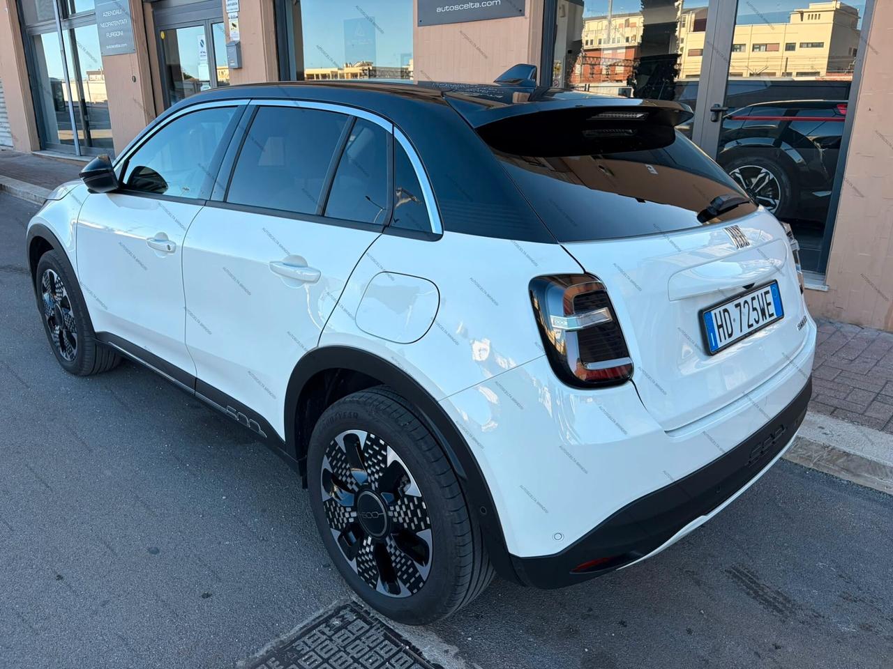 Fiat 600 Hybrid 145 CV DCT MHEV La Prima