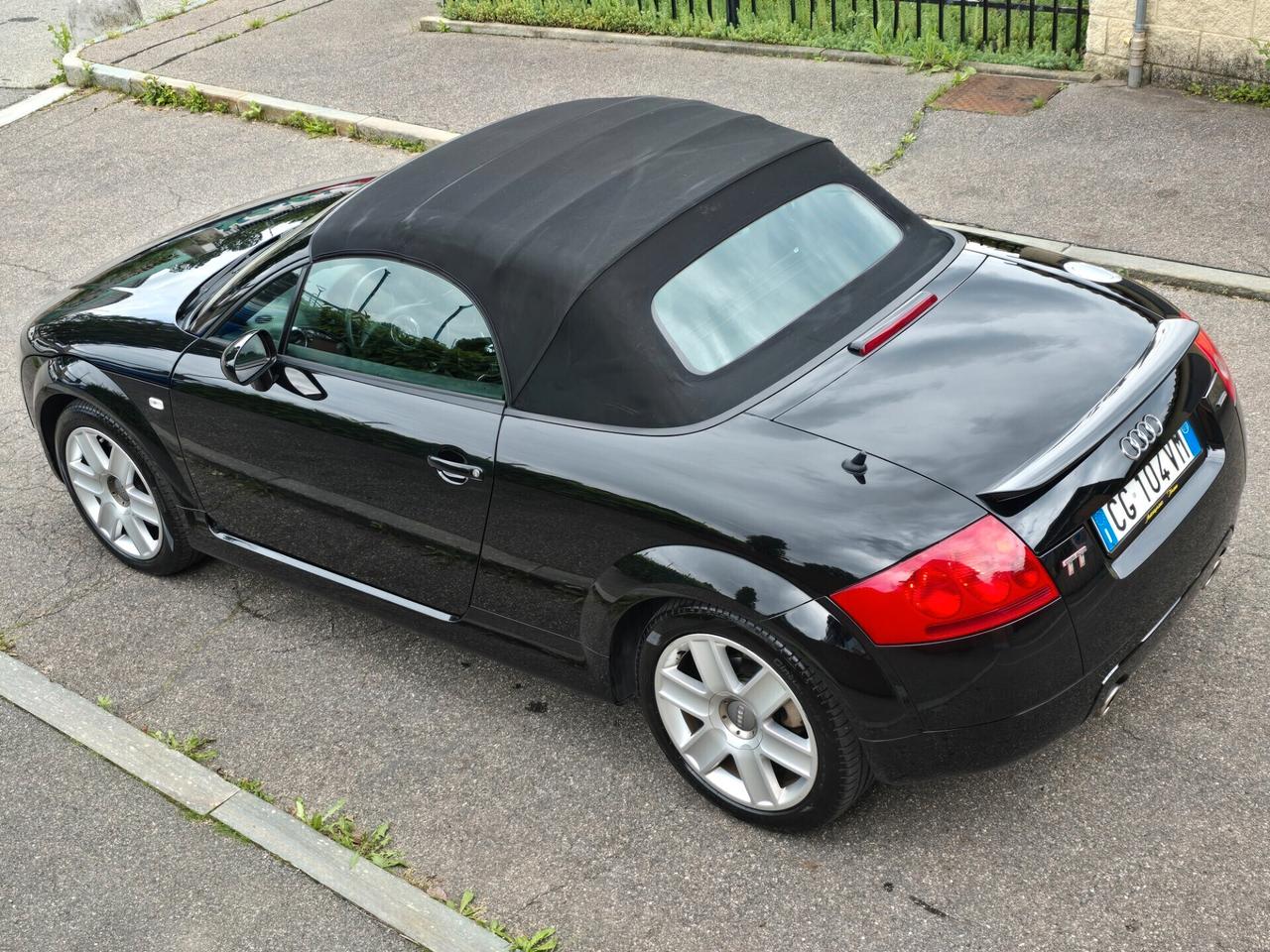 AUDI TT Roadster 1.8T 20V quattro 225cv