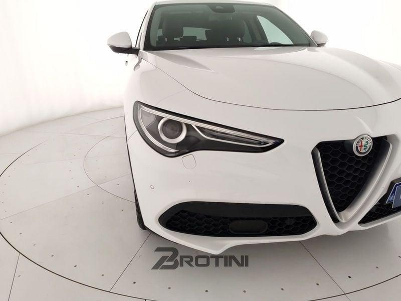 Alfa Romeo Stelvio 2.2 Turbo Diesel 160CV AT8 RWD Business