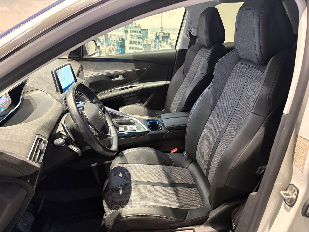 Peugeot 3008 BlueHDi 130 S&S EAT8 Allure