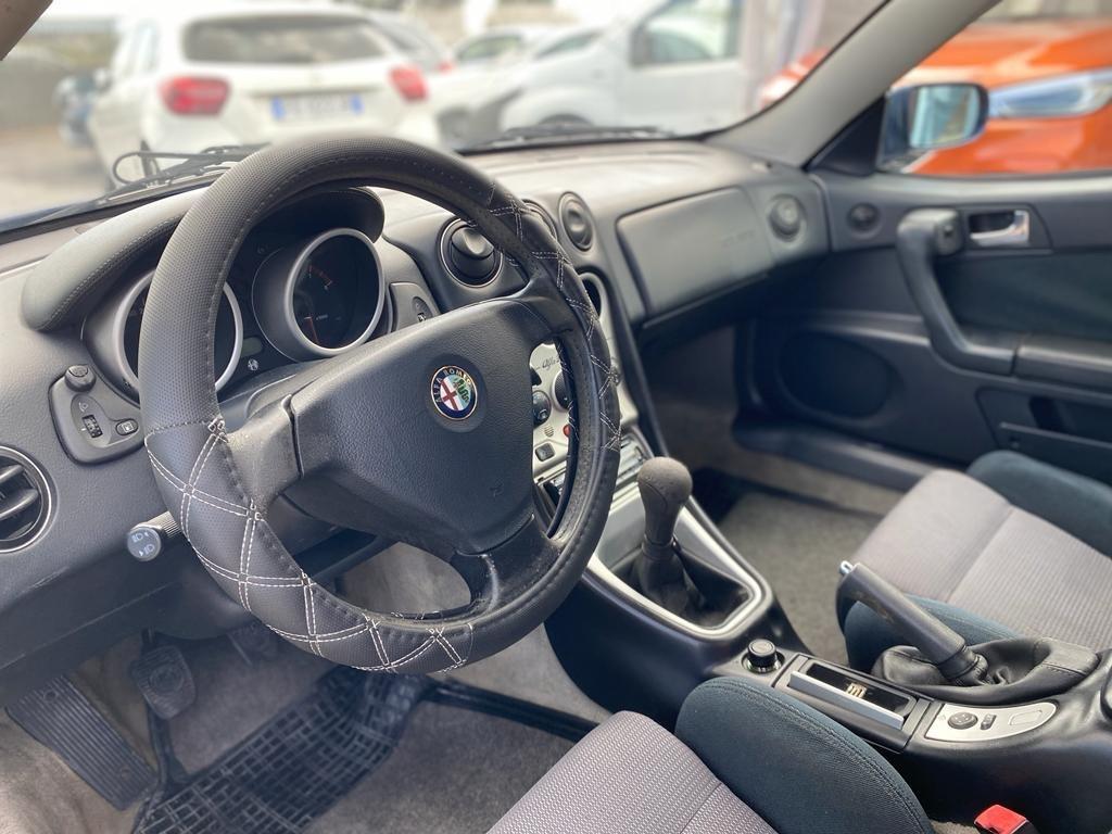 Alfa Romeo GTV 1.8i 16V Twin Spark cat