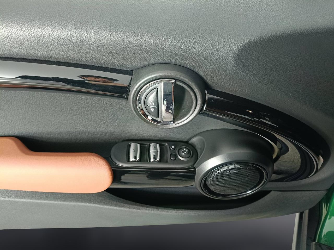 MINI Mini IV Cabrio F57 2021 - Mini Cabrio 1.5 Cooper Yours auto