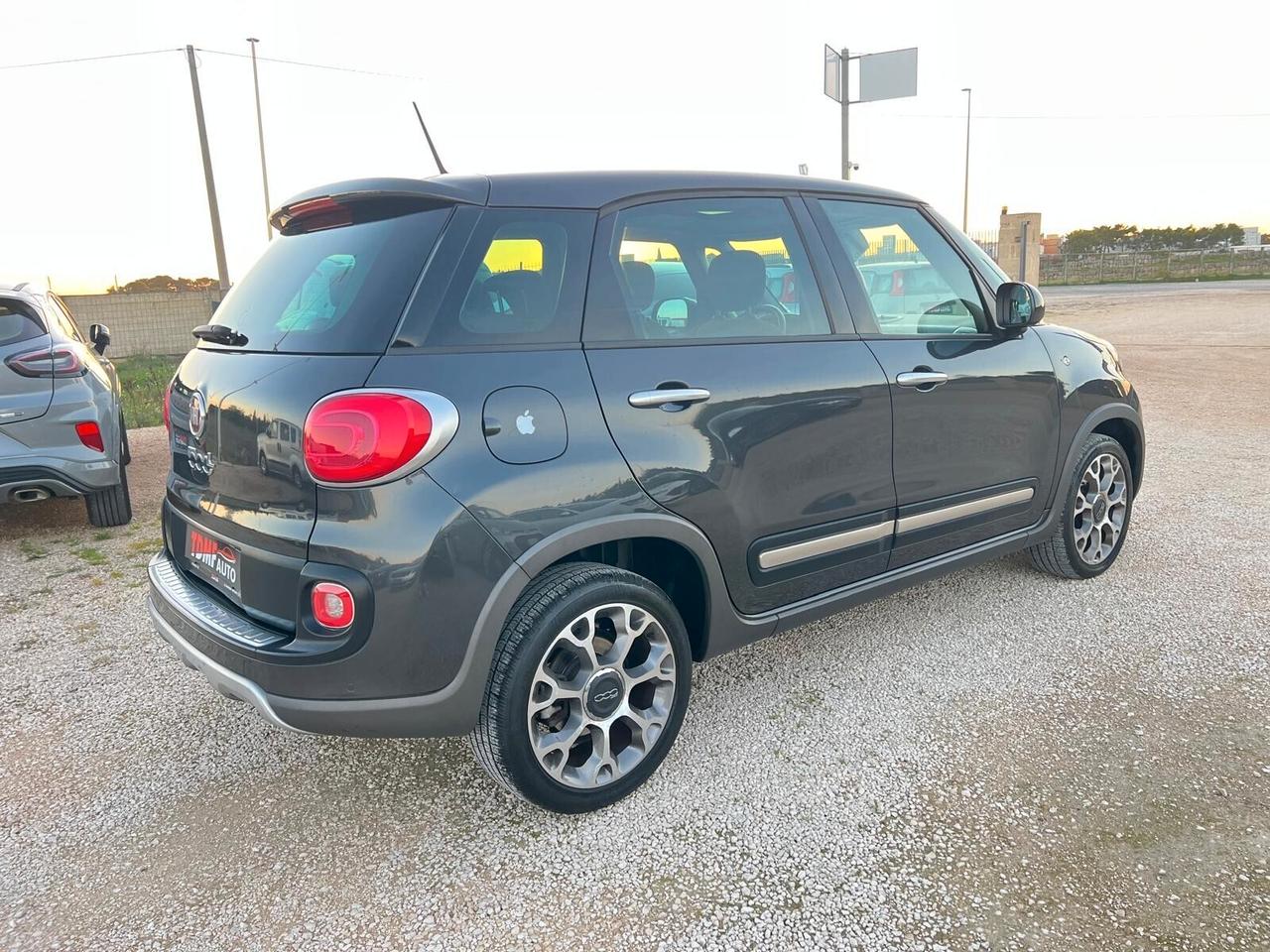 Fiat 500L 1.6 Multijet 120 CV Trekking Tetto panoramico