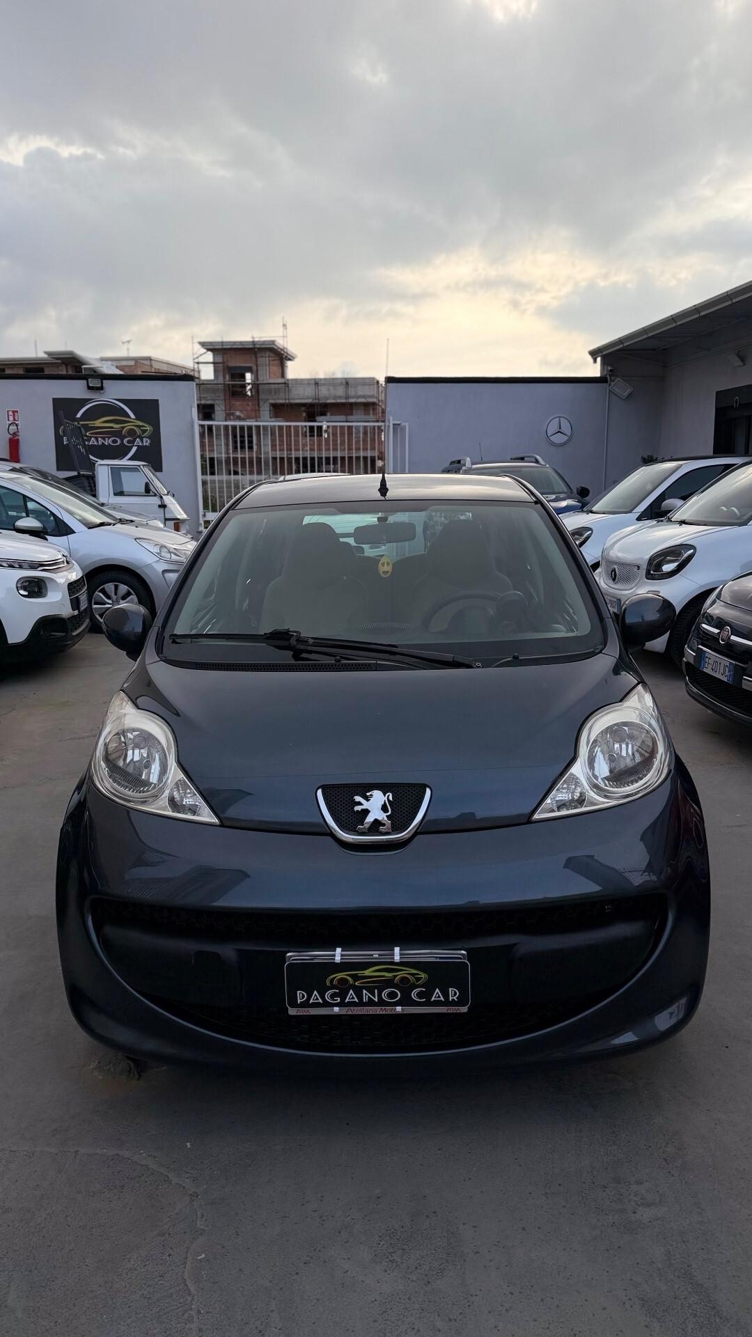 Peugeot 107 1.0 68CV 5p. Sweet Years AUTOMATICA