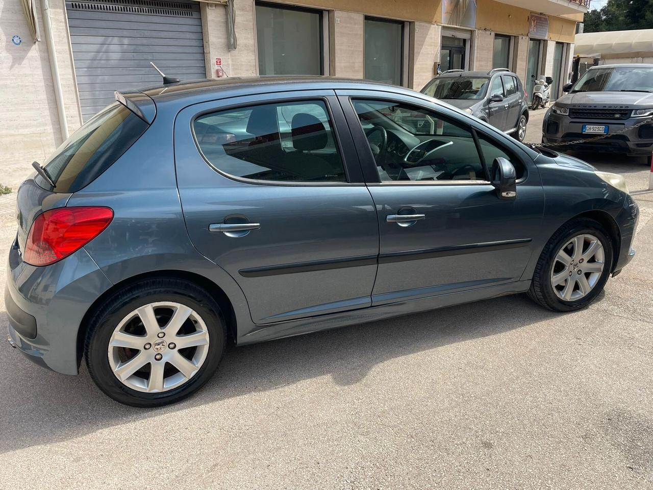 Peugeot 207 1.6 HDi 90CV 5p. XS