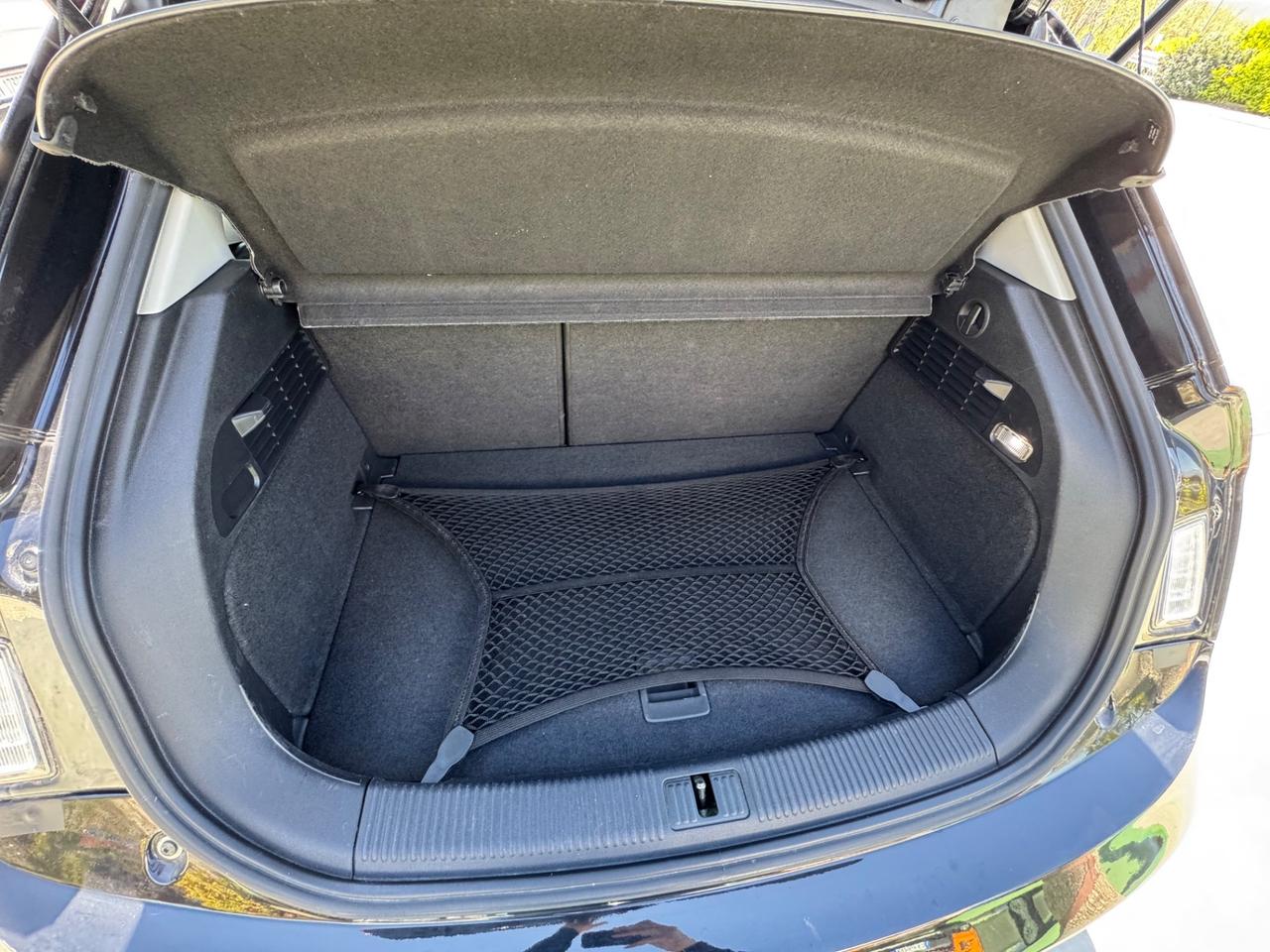 Audi A1 1.6 TDI 105 CV S line edition plus