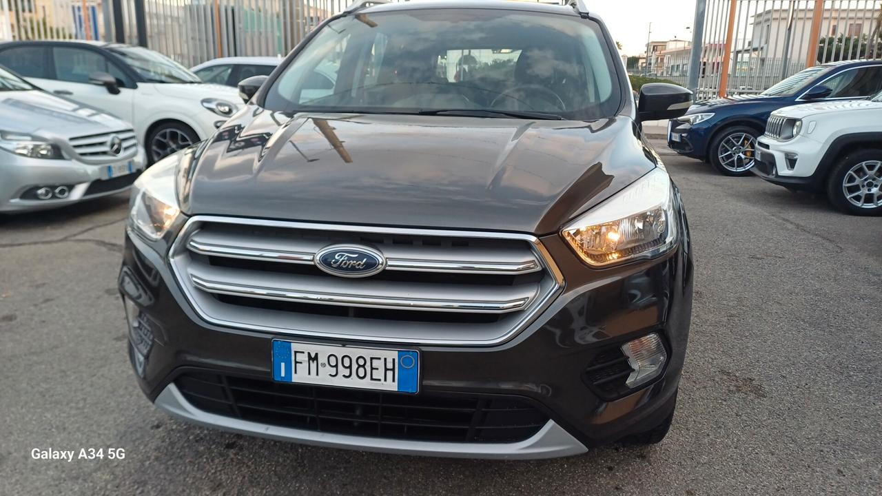 Ford Kuga 1.5 TDCI 120 CV S&S 2WD Titanium