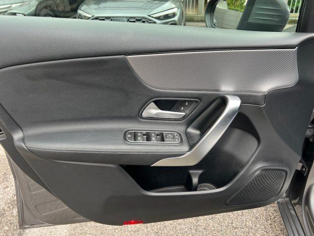 MERCEDES-BENZ A 180 d Automatic Business Extra TAGLIANDATA!!
