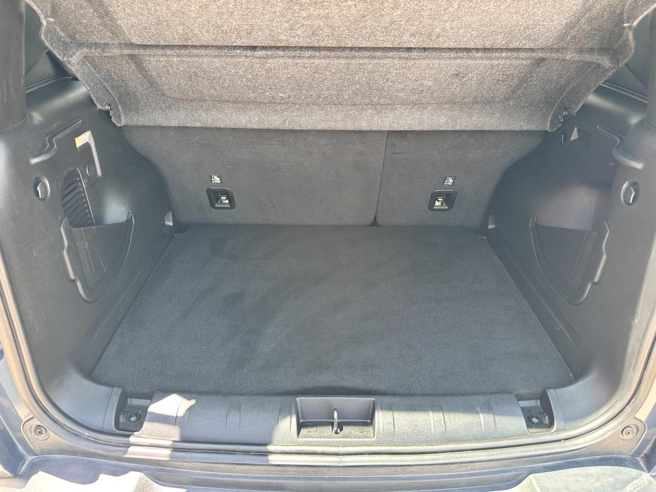 Jeep Renegade 1.5 Turbo T4 MHEV Summit