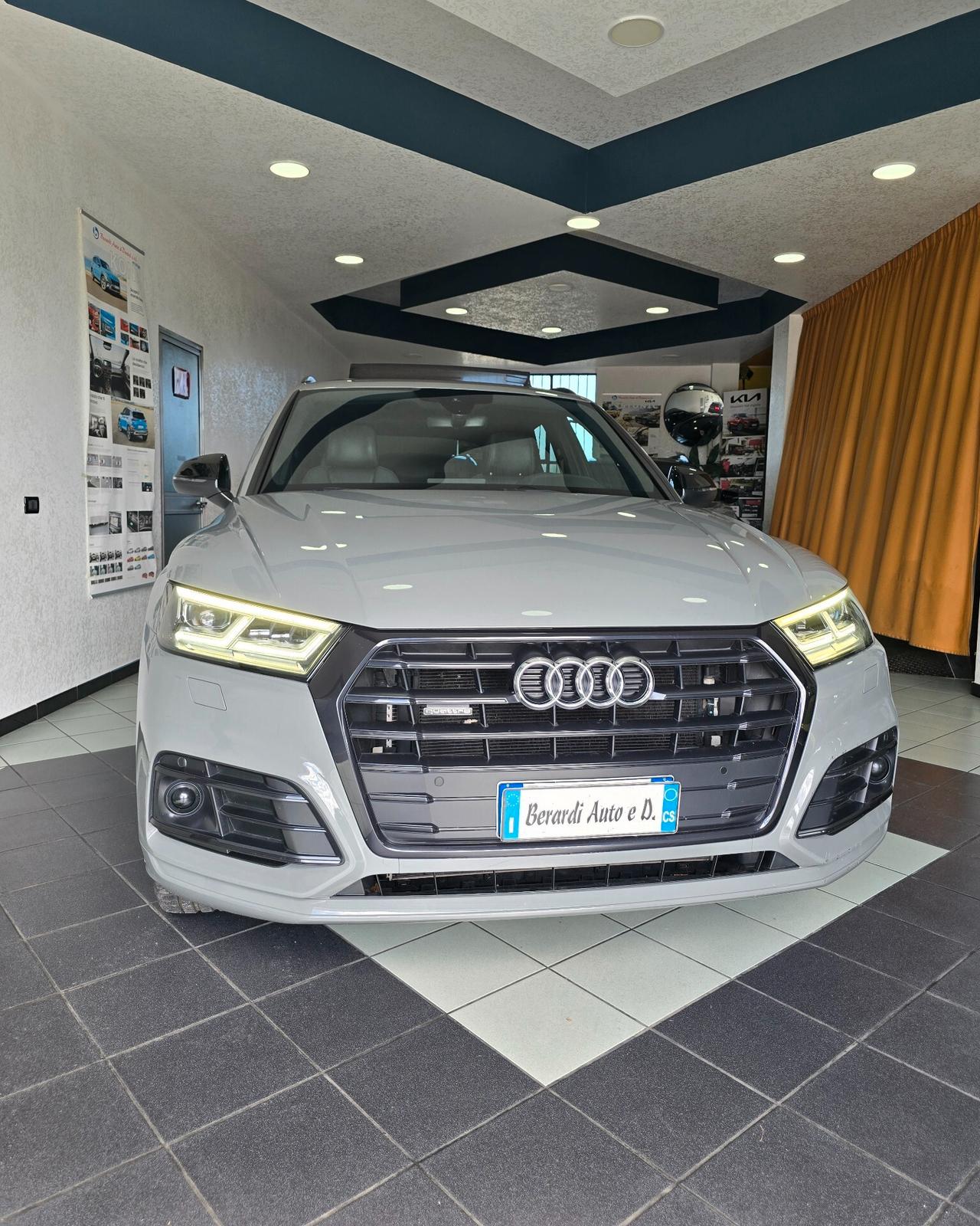 Audi Q5 TDI quattro S tronic S line plus