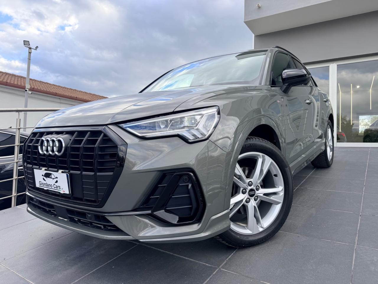 Audi Q3 35 150cv TDI S tronic line edition