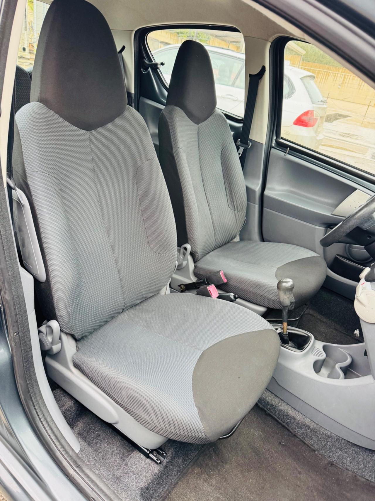 Toyota Aygo 1.0 12V VVT-i 5 porte