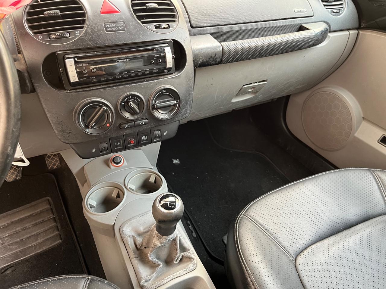 Volkswagen New Beetle 1.9 TDI 101CV Cabrio