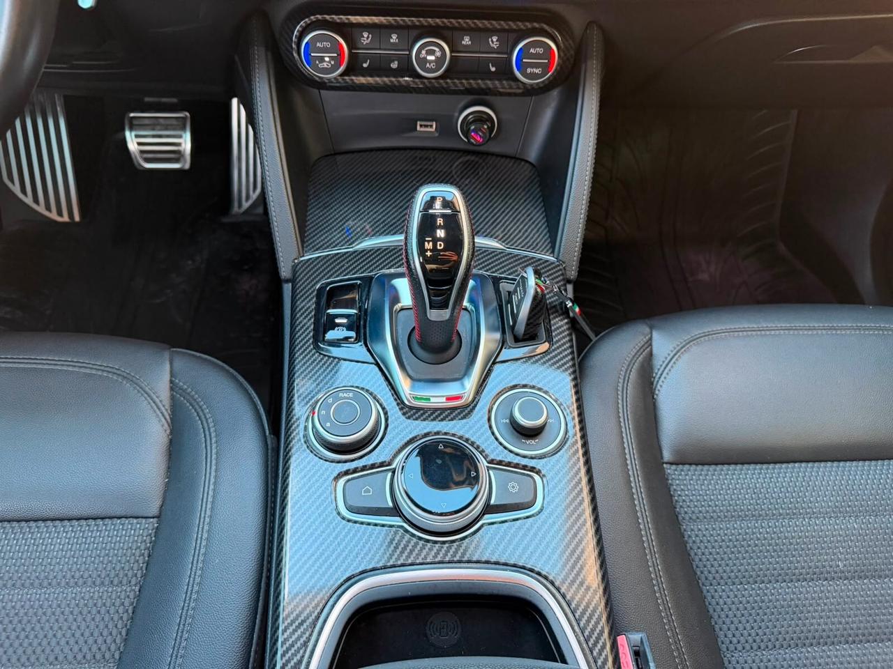 Alfa Romeo Stelvio 2.2 210 CV AT8 Q4 Veloce
