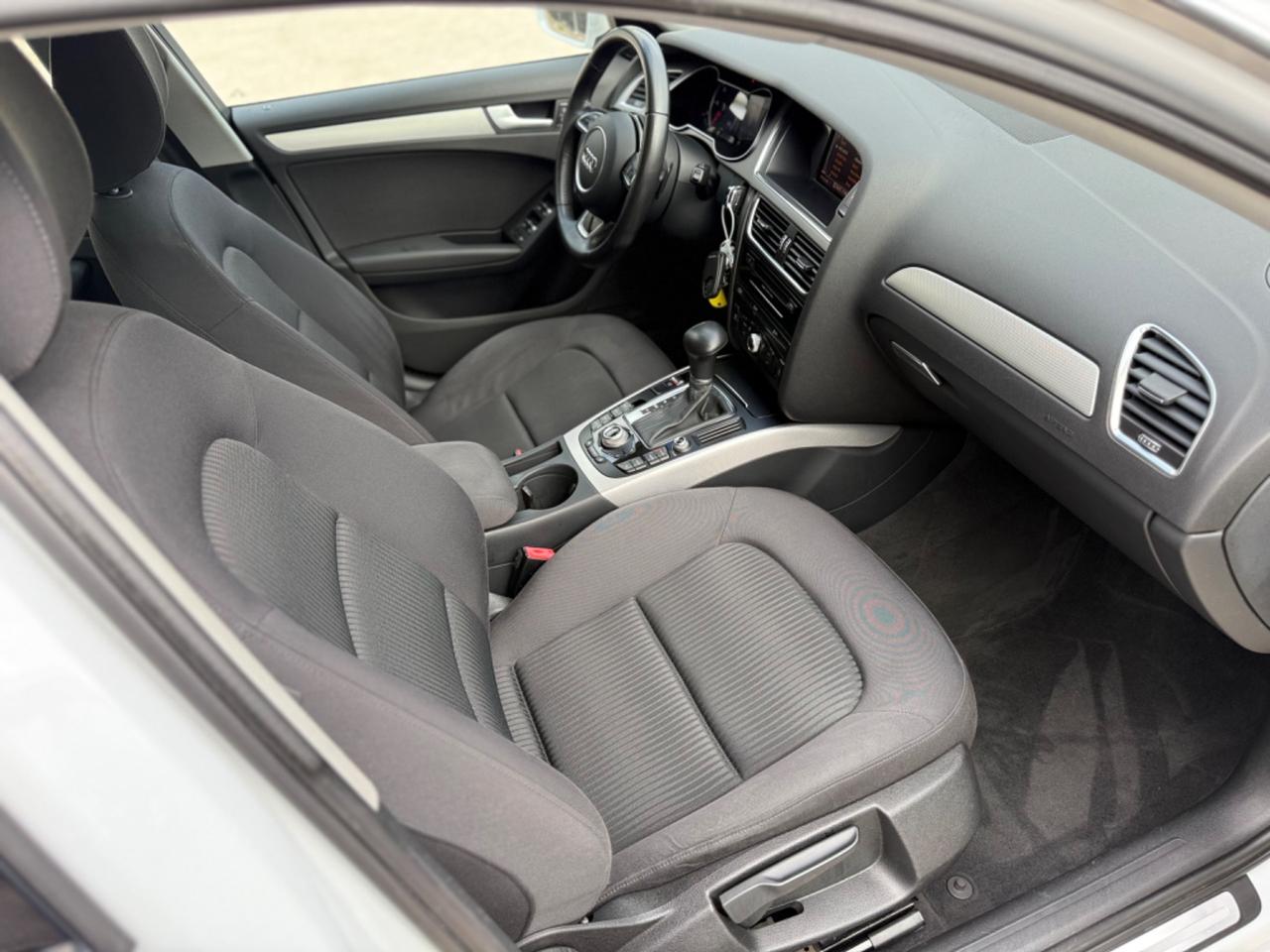 Audi A4 Avant 2.0 TDI 150 CV multitronic Ambiente Uniprop Euro5