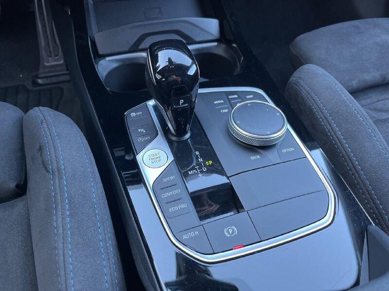 BMW Serie 1 F40 118d Msport auto