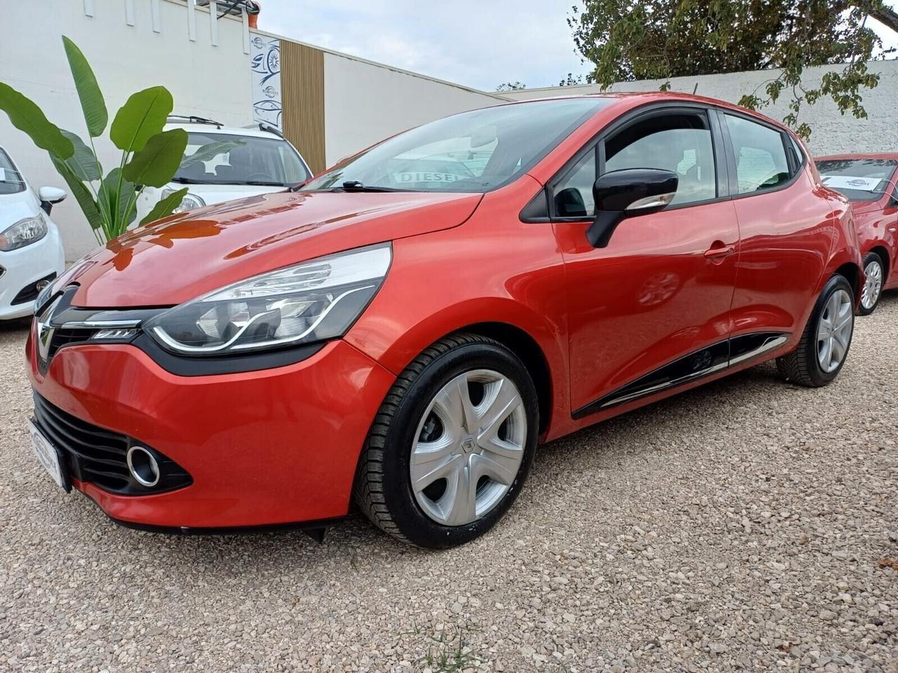 Renault Clio 1.5 dCi 8V 75CV 5 p MOTORE PERFETTO - 2014