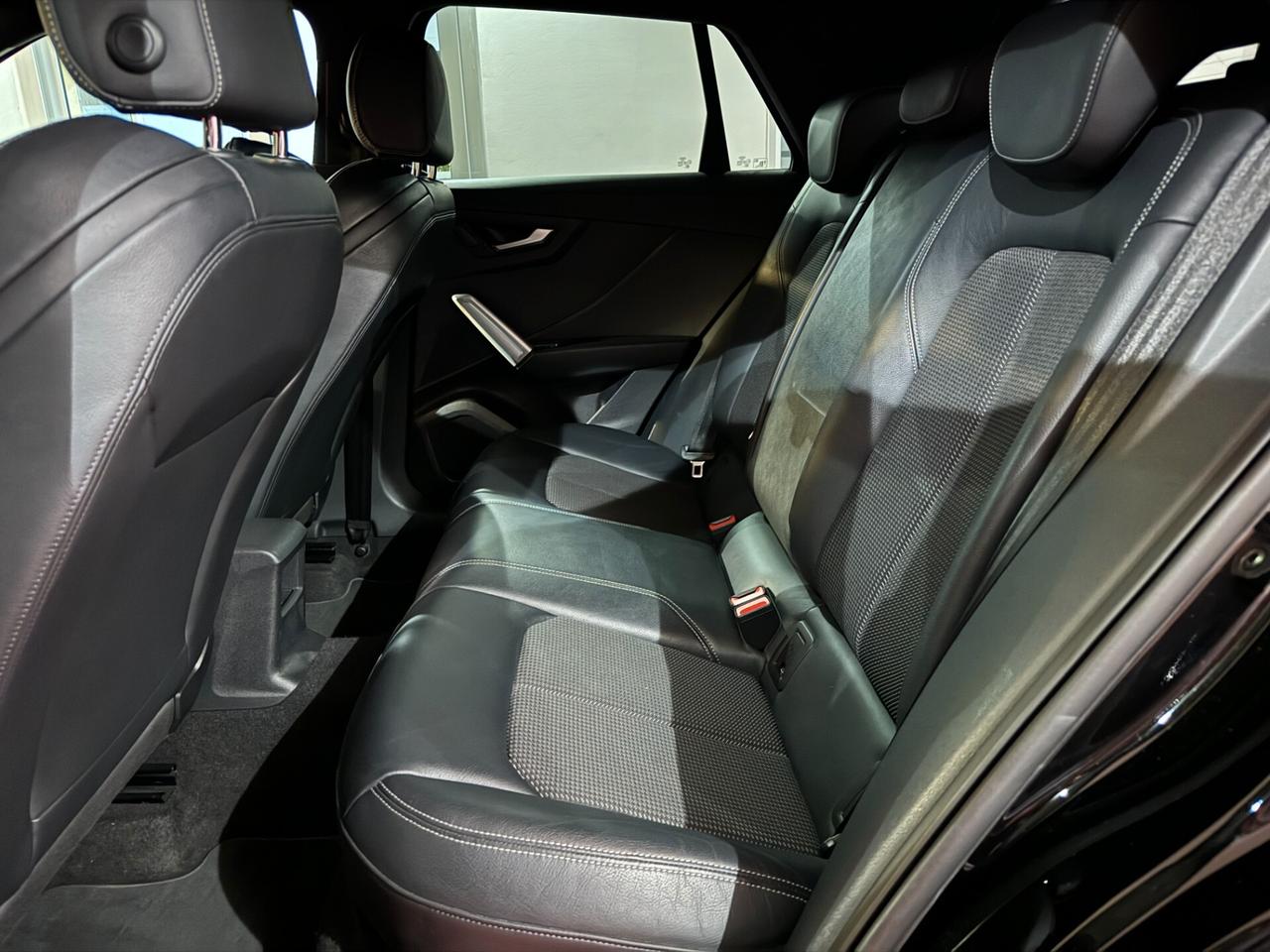 AUDI Q2 1.6 TDI S-TRONIC S-LINE NAVI PELLE XENO 18