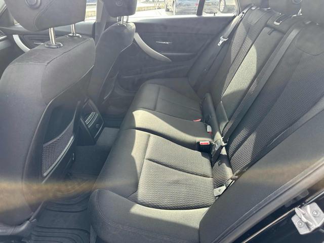 BMW 318 d Touring Business Advantage