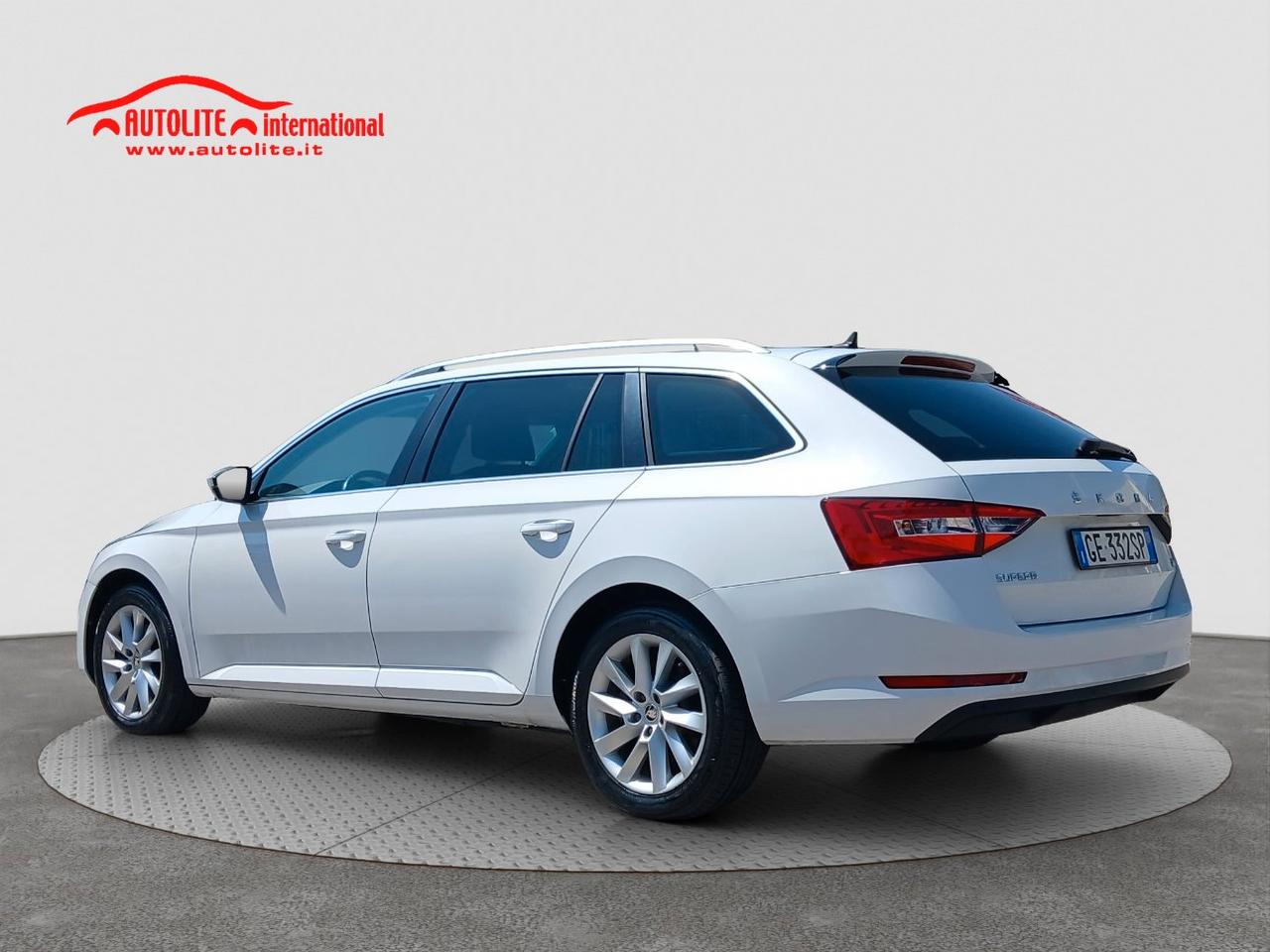 Skoda Superb iV Wagon Superb Wagon iV 1.4 tsi phev Executive dsg