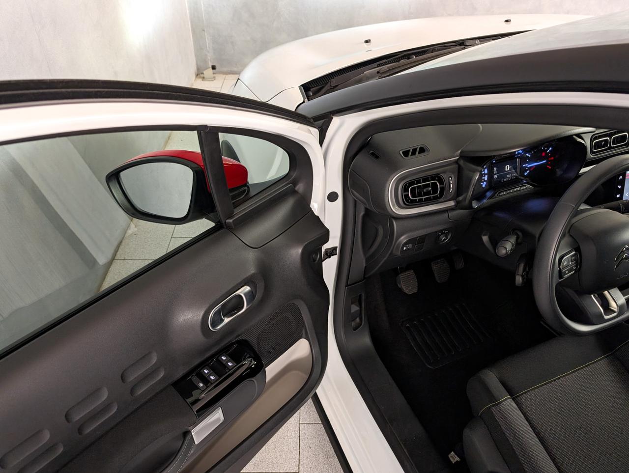 Citroen C3 1.2 puretech 83cv Shine