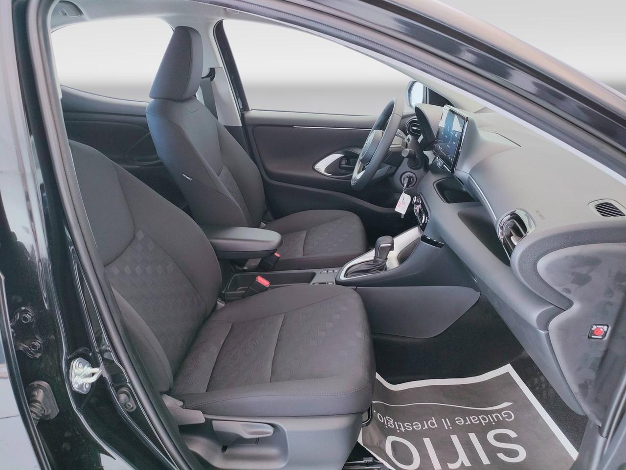 TOYOTA YARIS 1.5H ECVT 5P YARIS MY26