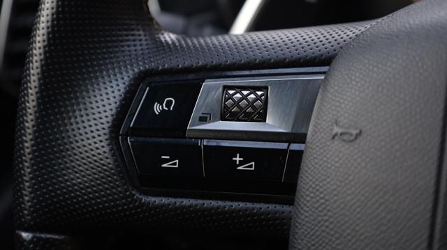 DS AUTOMOBILES DS 7 Crossback ds7 BlueHDi 130 aut. Performance Line