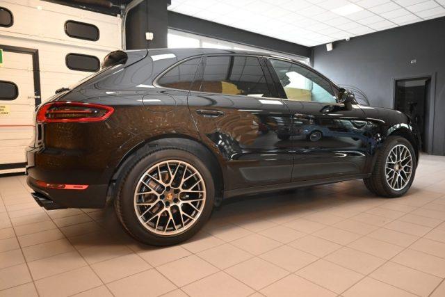 PORSCHE Macan 2.0 PDK BLACKLINE20"SCARICHI NAVI CAM CRUISE NUOVA