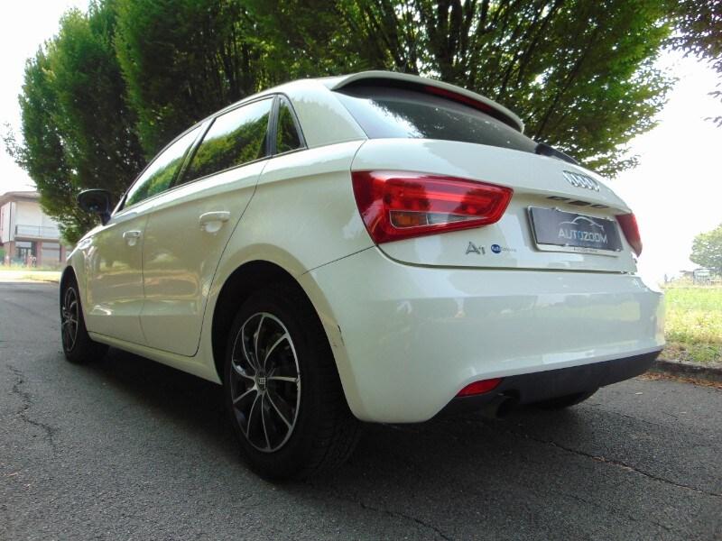 AUDI A1/S1 A1 SPB 1.6 TDI S tronic Attraction