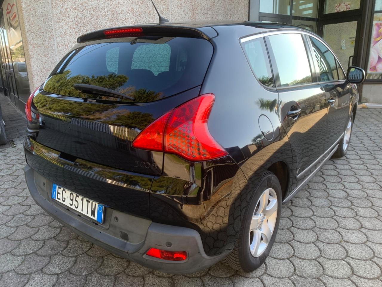 Peugeot 3008 2.0 HDi 150CV Business