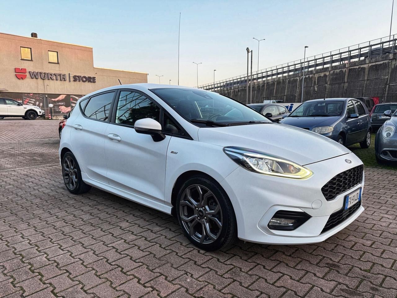 Ford Fiesta 1.0 Ecoboost 100 CV 5 porte ST-Line OK NEOPATENTATI