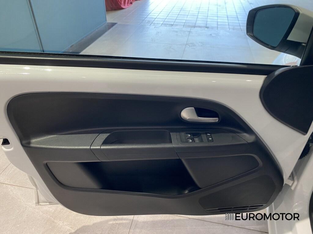 Volkswagen up! 1.0 BlueMotion Move !