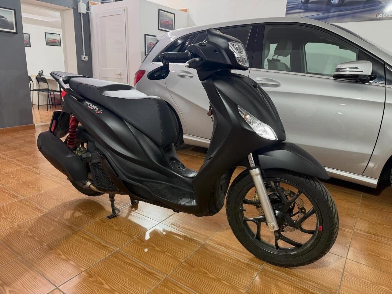 Piaggio Medley S 125